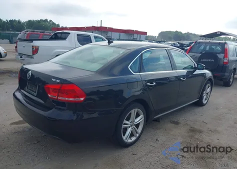 2014 Volkswagen Passat 1.8T Se из США, поврежденный, VIN 1VWBT7A33EC067602